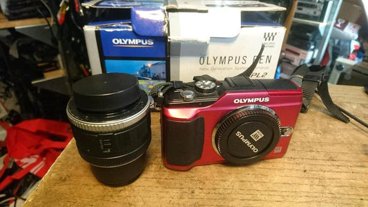 OLYMPUS E-PL2, Digital-Camera mit Objektiv und Zubehör!!