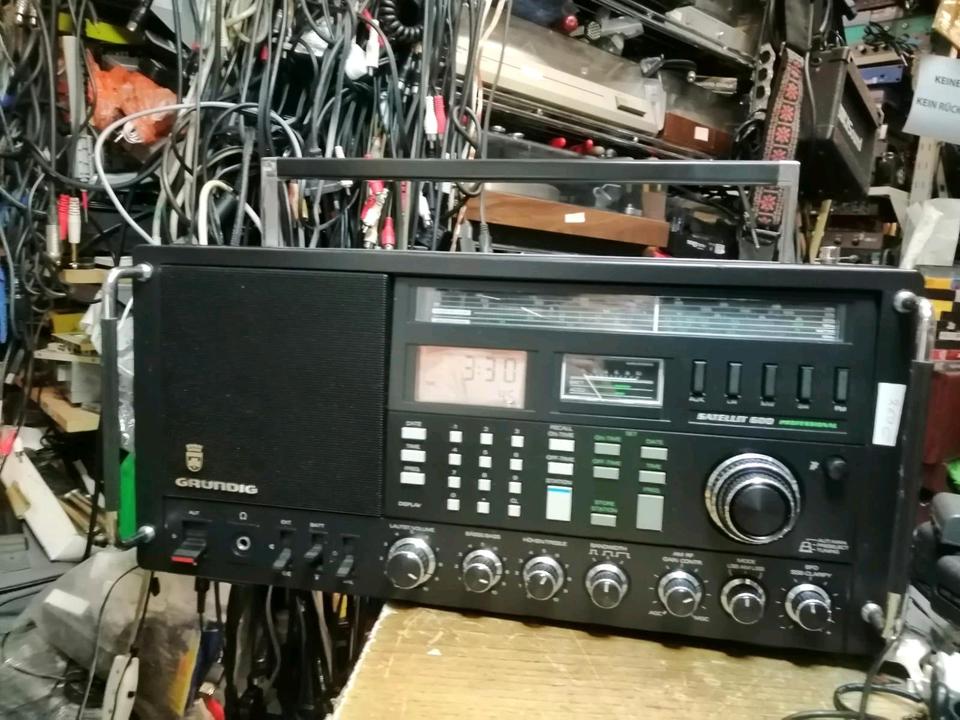 GRUNDIG 600 Professional, Radio, etwas DEFEKT!!