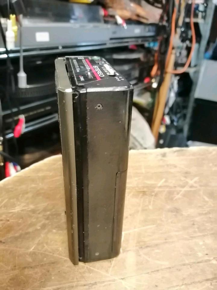 AIWA HS-T06, Walkman mit Radio, DEFEKT!!!