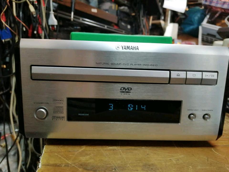 YAMAHA DVD-E180, DVD-Player ohne Fernbedienung!!