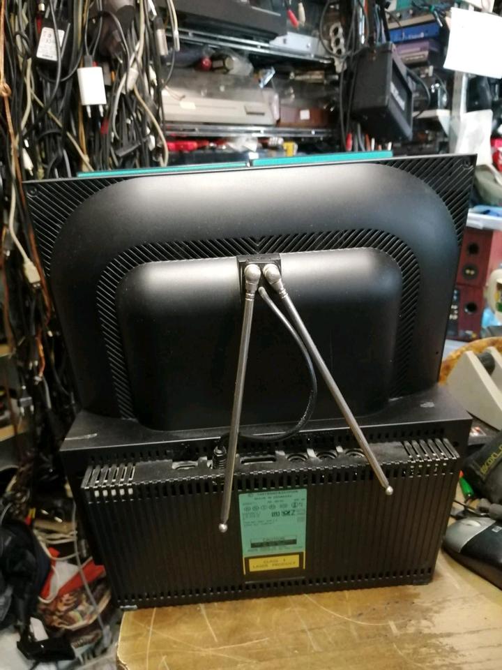 BANG & OLUFSEN BEOSYSTEM 2500, Musikanlage mit Boxen!!!