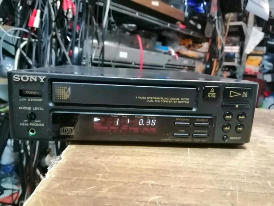 SONY CDP-S37, CD-Player OHNE Fernbedienung!!