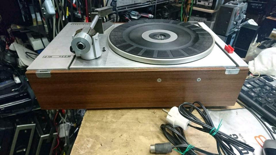 TELEFUNKEN W 230 HiFi, Plattenspieler ohne Nadel, DEFEKT!