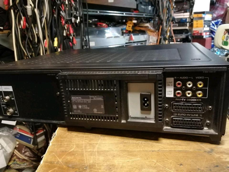SONY SLV-E9VC, Videocassettenrecorder, DEFEKT!!!