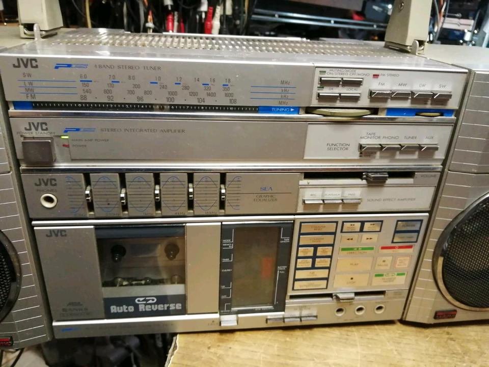 JVC PC-R55LD, Radio-Cassetten-Recorder, etwas DEFEKT!!!