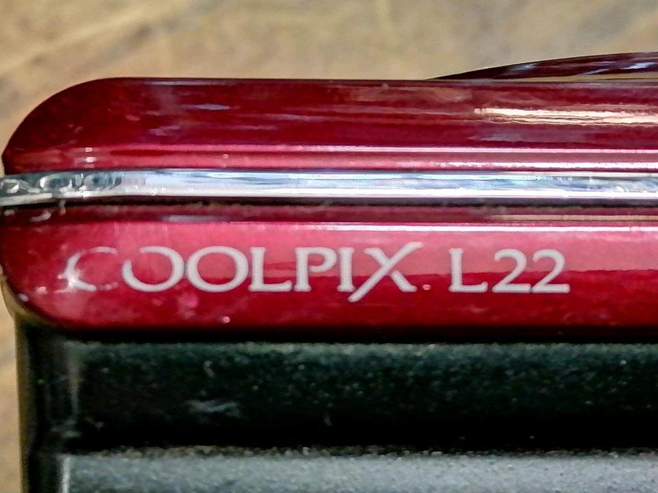 NIKON COOLPIX L22, Digital-Kamera, guter Zustand! Rot!!!