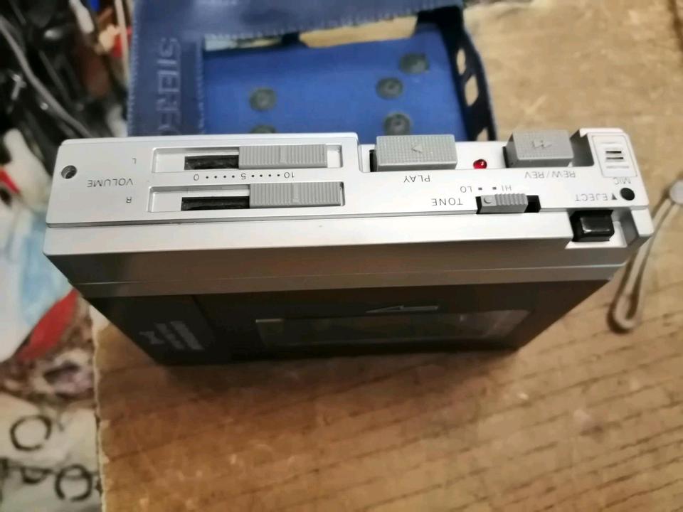 UNIVERSUM CT3121 St, Walkman OHNE Adapter!!