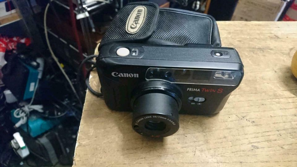 CANON PRIMA TWINS, Analog-Camera mit Original-Tasche!