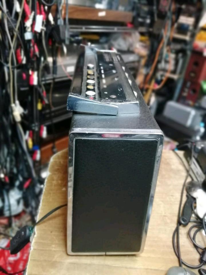 GRUNDIG Satellit Transistor 6001, Radio!!