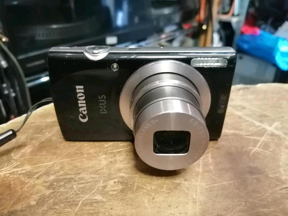 CANON IXUS 185, Digital-Kamera mit Zubehör!!! OHNE SPEICHERKARTE