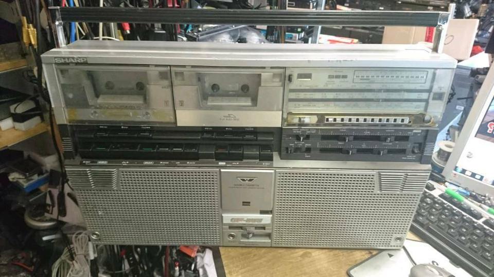 SHARP GF-555X, Radio-Doppelcassetten-Recorder, etwas DEFEKT!