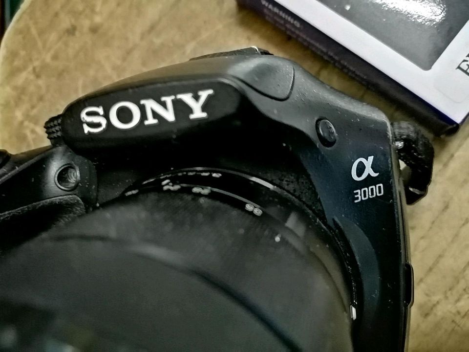 SONY alpha 3000, Digital-Kamera + SONY Objektiv, mit Zubehör!!