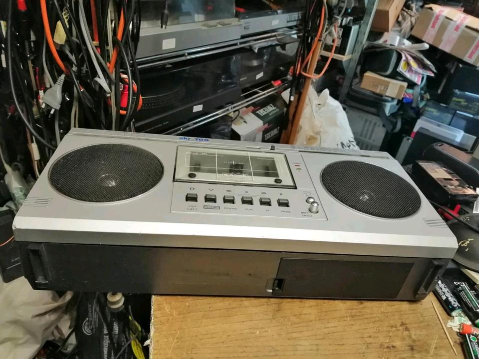 RFT SKR 700, Radio-Cassetten-Recorder mit NEUEN Antriebsriemen!!