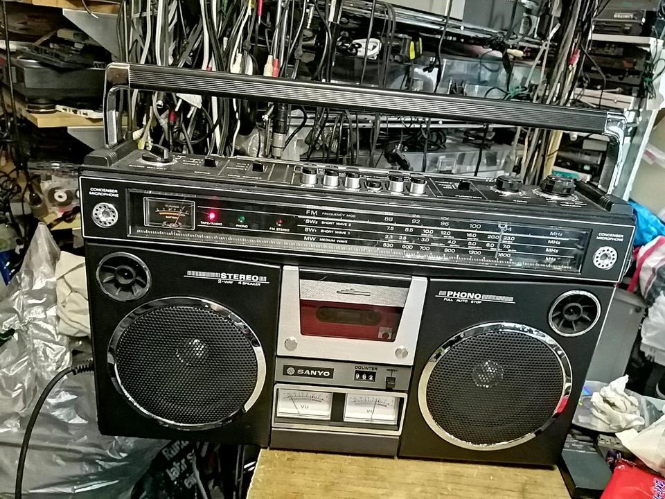 SANYO M 4500KE, Radio-Cassetten-Recorder mit Netzkabel!!