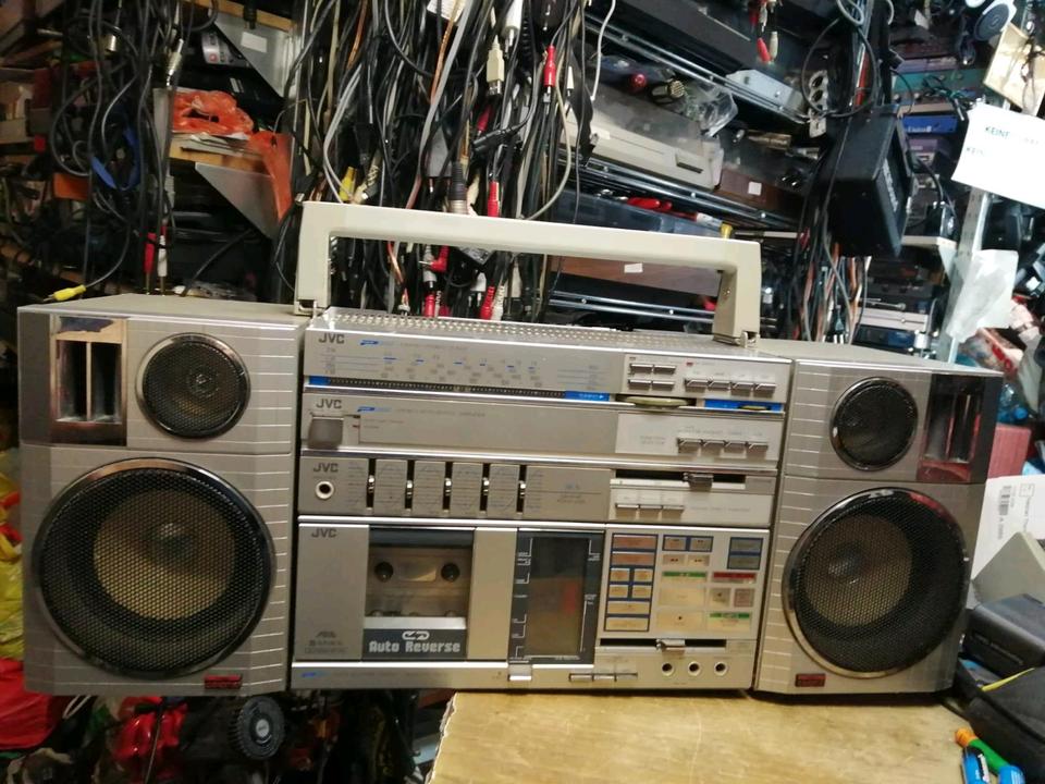 JVC PC-R55LD, Radio-Cassetten-Recorder, etwas DEFEKT!!!