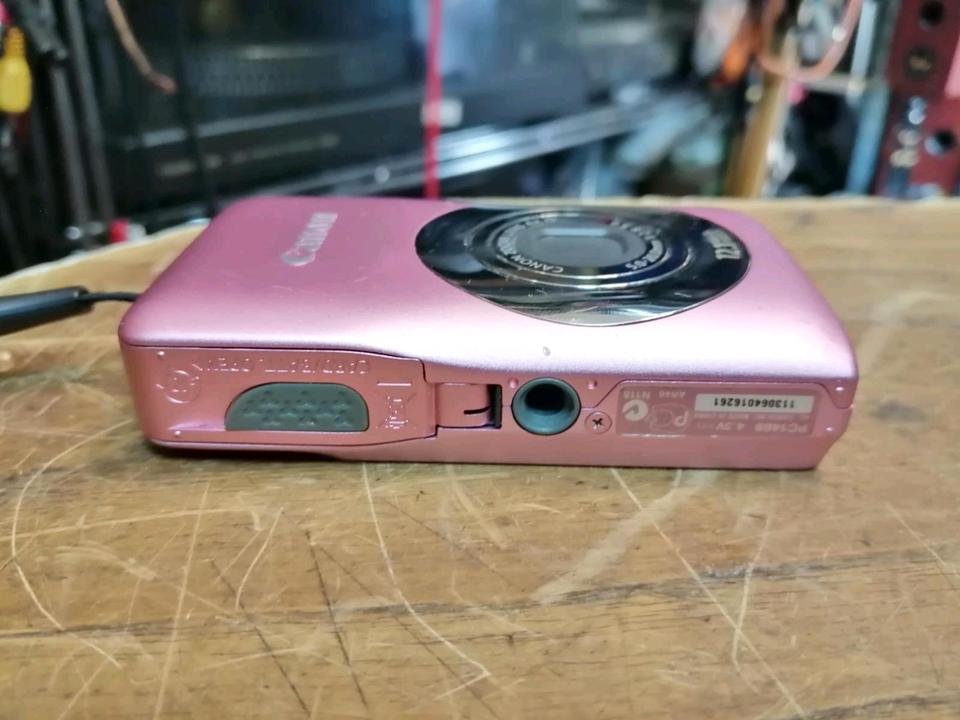 CANON IXUS 105, Digital-Kamera mit Zubehör!!