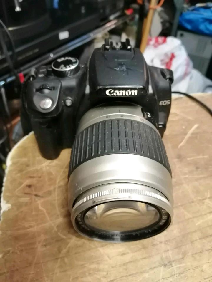 CANON EOS350 Da Digital, Digital-Kamera mit VOIGTLÄNDER Objektiv!
