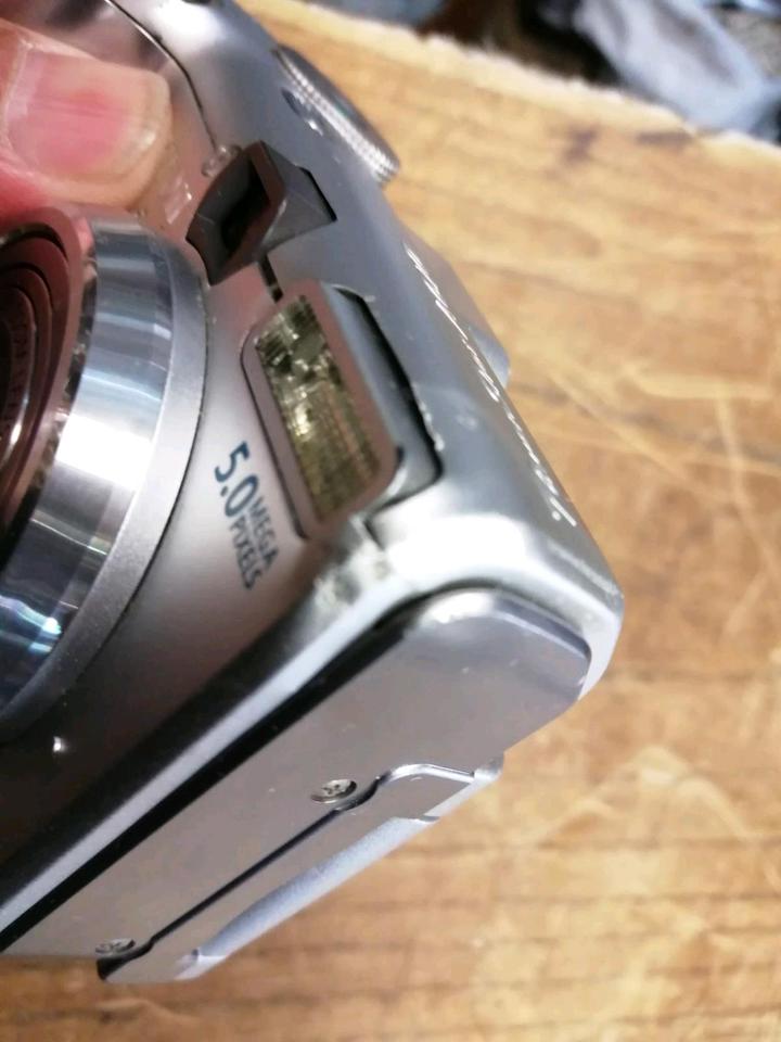 CANON  PowerShot A610, Digital-Kamera mit Speicherkarte!!