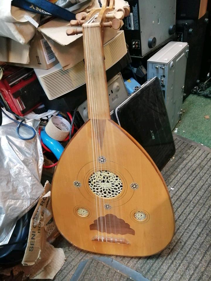 OUD arabisch "Yasen Ali Khalifa" Baujahr: 1990, made in Syrien!!