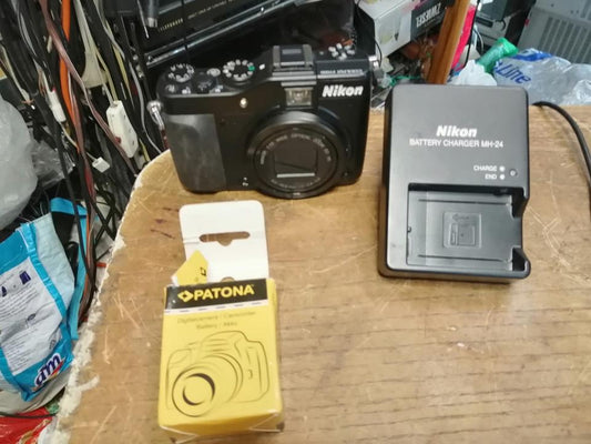 NIKON COOLPIX S7000, Digital-Kamera mit Zubehör!!