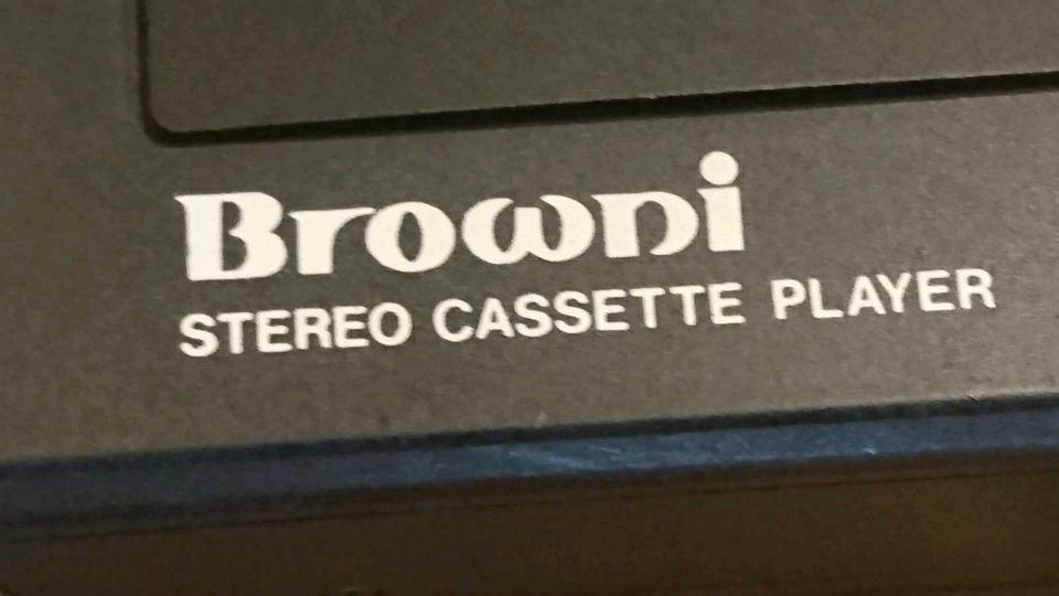 BROWNI Stereo Cassette Player/Walkman, ohne Adapter!