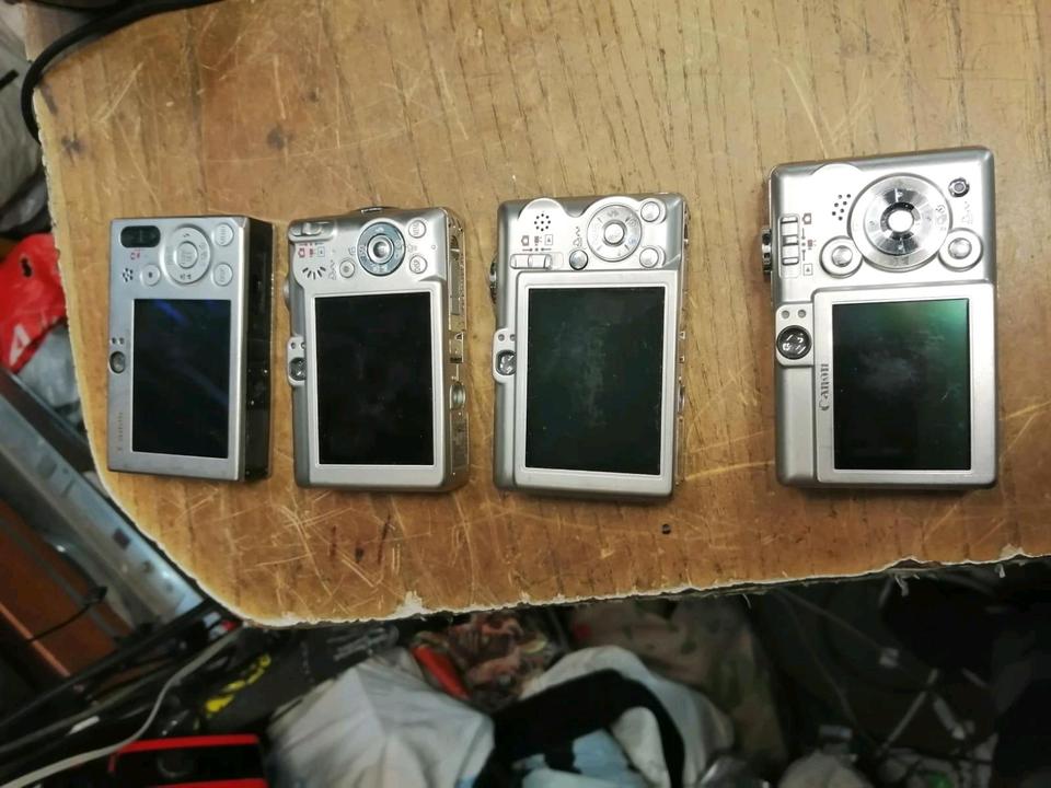 CANON IXUS 70/60/55 und 40, 4 Digital-Kameras, DEFEKT!!!