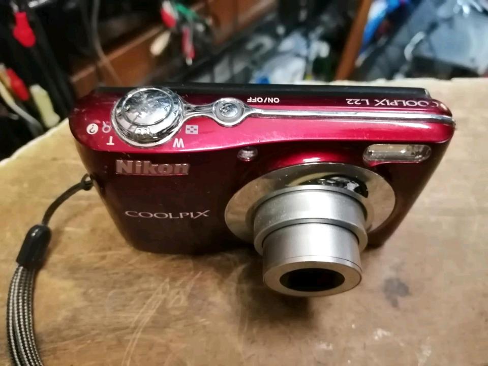 NIKON COOLPIX L22, Digital-Kamera, guter Zustand! Rot!!!