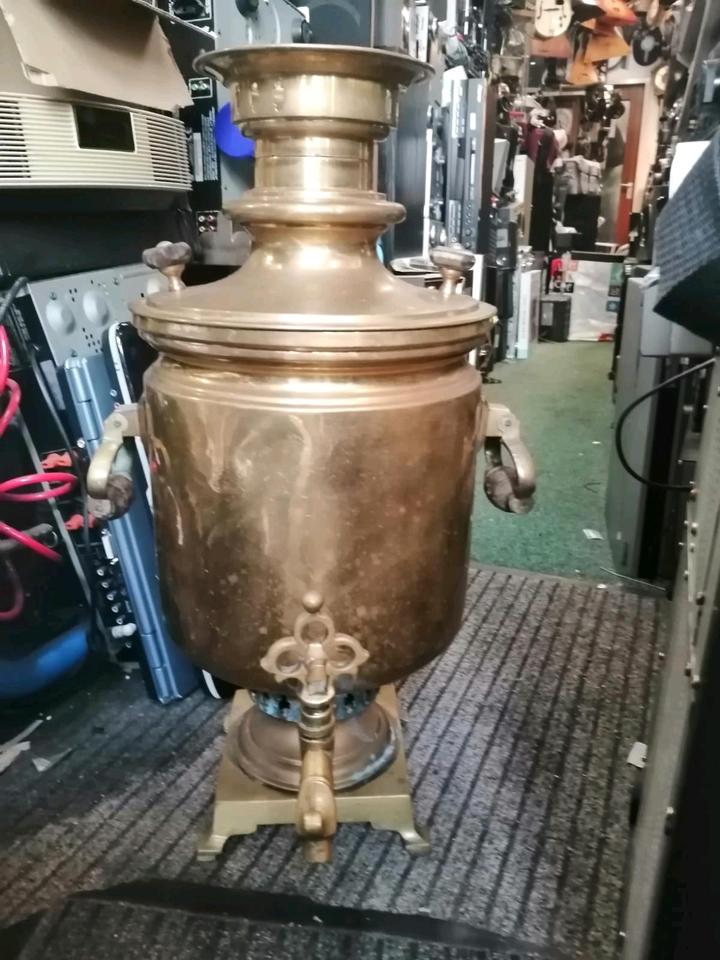 Russischer Samowar, Holzkohle, Baujahr: 1882, ca. 9 Liter!!