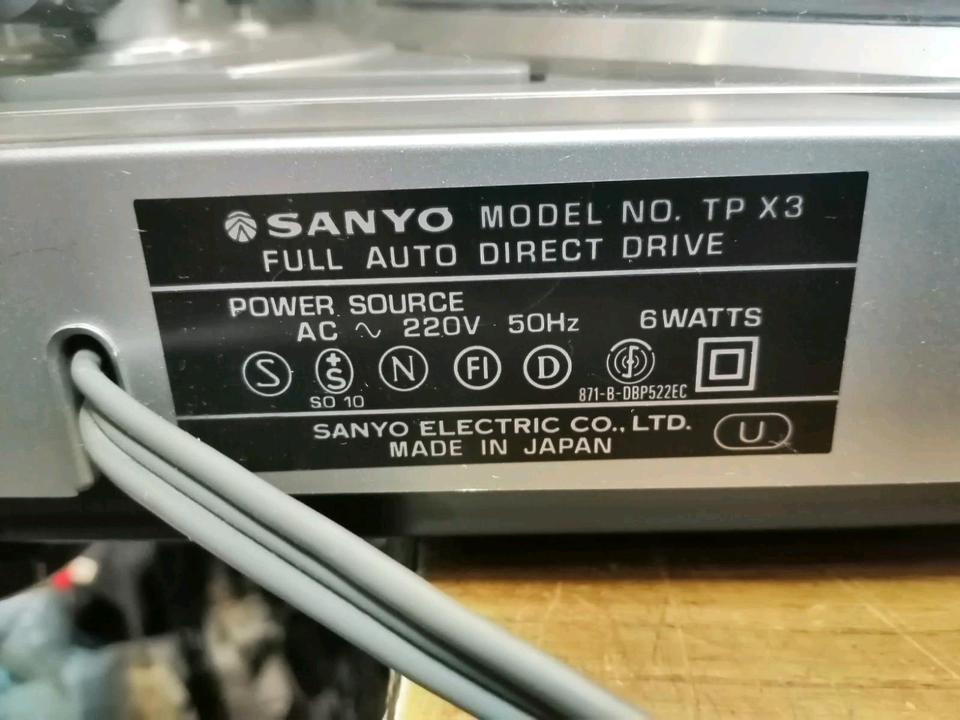 SANYO TP X3, Plattenspieler + AUDIO-TECHNICA Nadelsystem!!