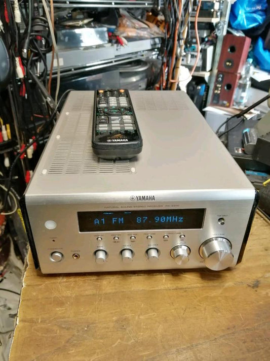 YAMAHA RX-E810, Receiver mit Tuner, Original-Fernbedienung!!