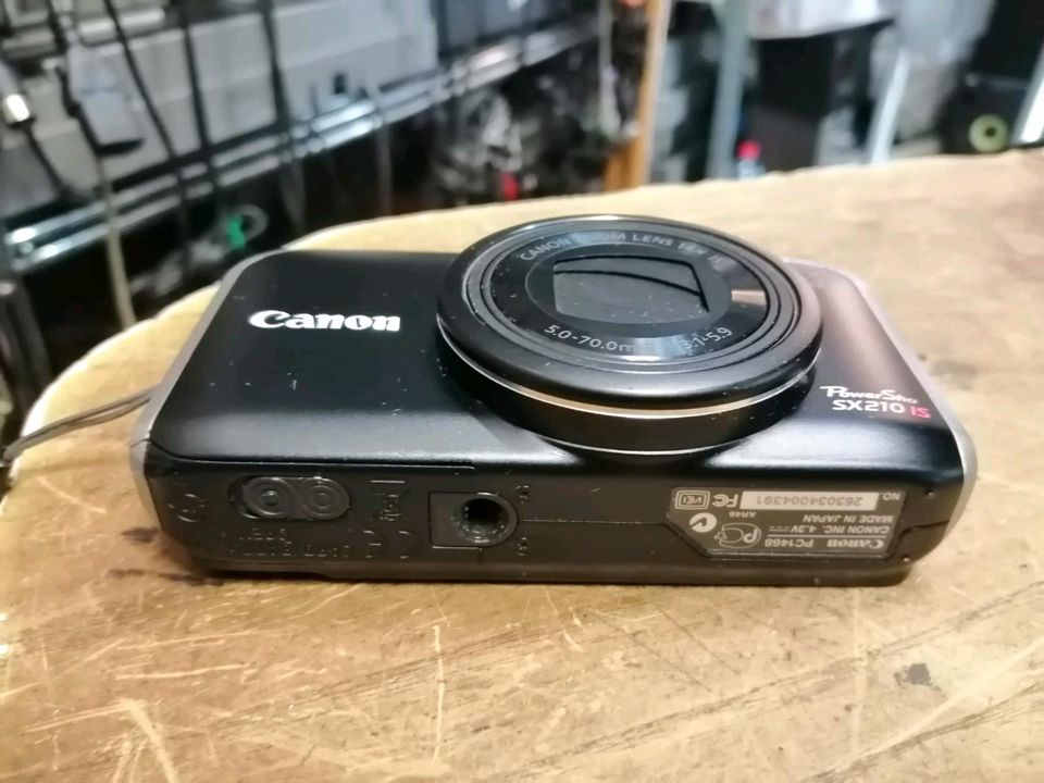 CANON PowerShot SX210 IS, Digital-Kamera mit Zubehör!!