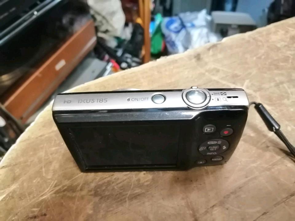 CANON IXUS 185, Digital-Kamera mit Zubehör!!! OHNE SPEICHERKARTE