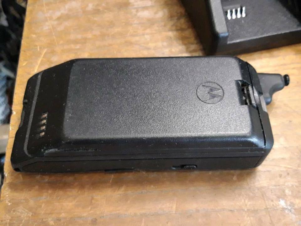 MOTOROLA 5200, tolles Handy mit Zubehör