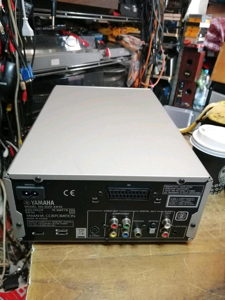 YAMAHA DVD-E180, DVD-Player ohne Fernbedienung!!