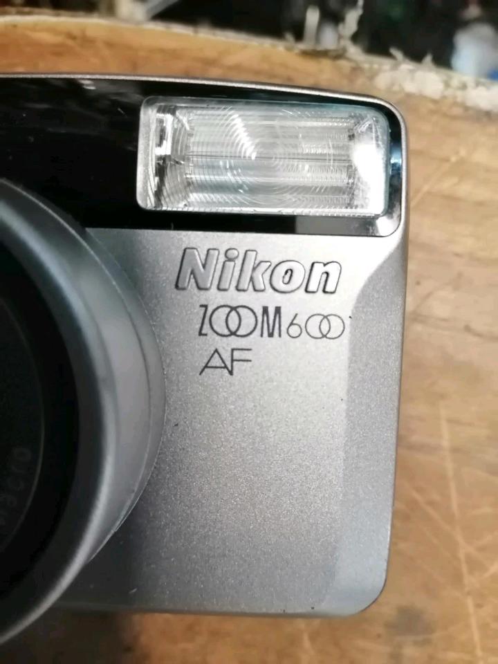 NIKON ZOOM 600 AF, Analog-Kamera, guter Zustand!!!