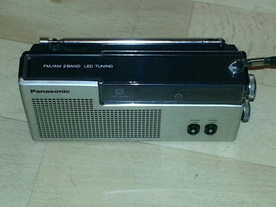 PANASONIC RF-527; kleines Radio, guter Zustand! Toll!