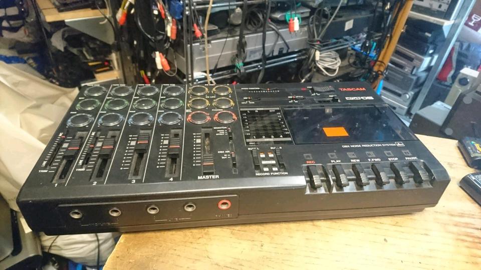 TASCAM PORTA Ministudio 05, etwas DEFEKT!!