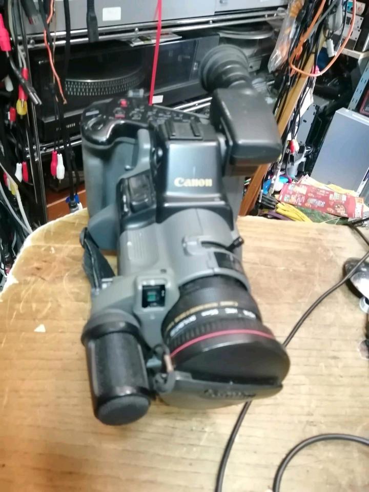 CANON CANOVISION EX1 + CANON CANOVISION A2 HI8!!