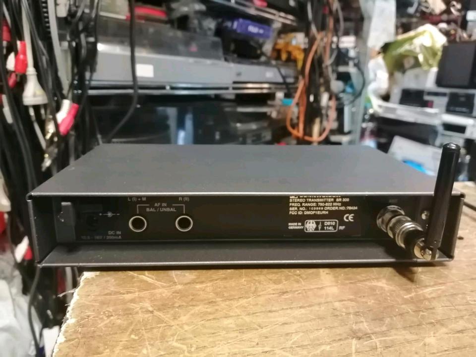 SENNHEISER eW100 IEM, Stereo Transmitter OHNE Mikrofon!!!