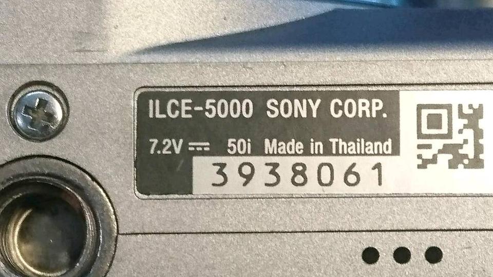 SONY ILCE-5000, Digital-Kamera mit Objektiv und Zubehör!!