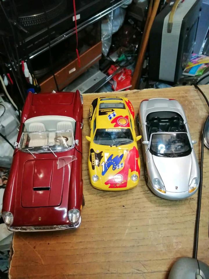 3 Metall-Autos - 1 FERRARI und 2 PORSCHE!!