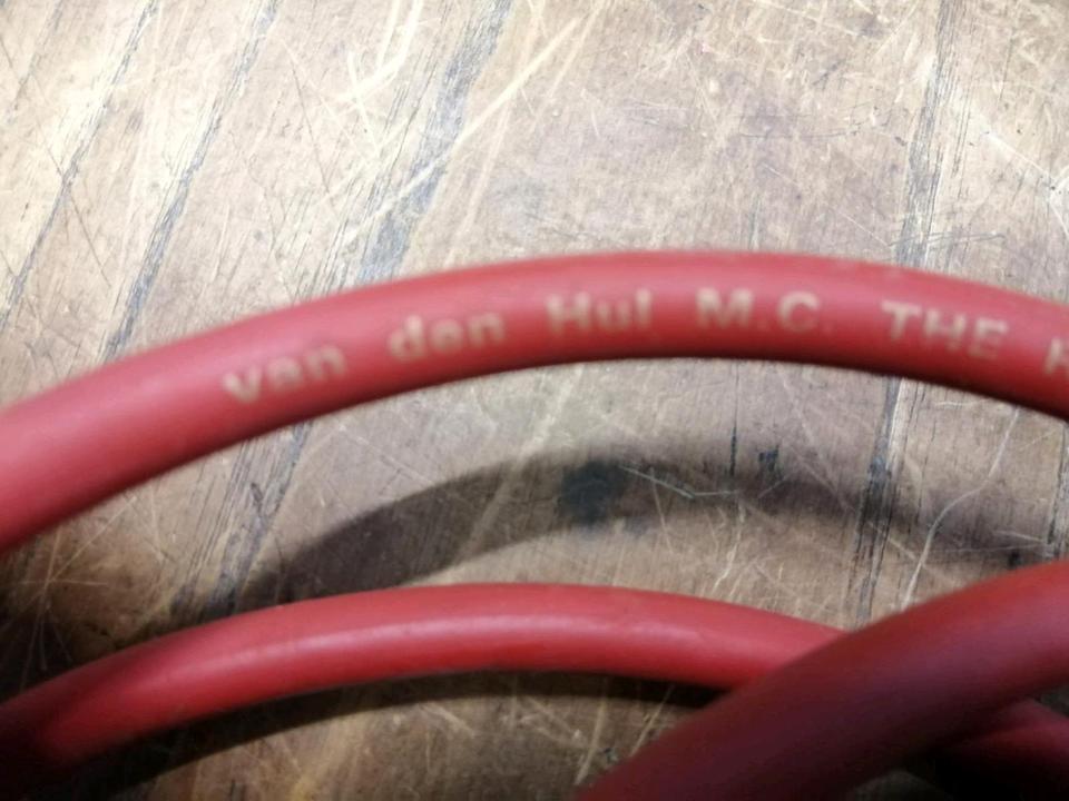 Anzeige3 Kabel VAN den HUI m.c. the revolution Hybrid Halogen free