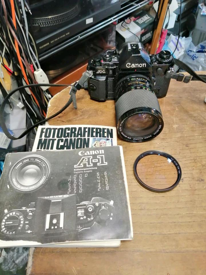 CANON A-1, Analog-Kamera + SOLIGOR Objektiv + B+W Linse!!