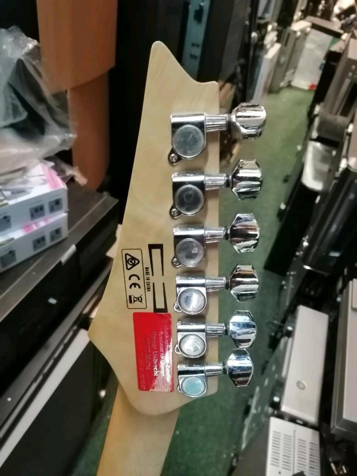 IBANEZ GIO, E-Gitarre, made in China, guter Zustand!!