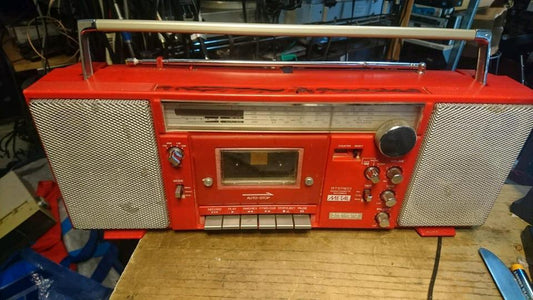 SIEMENS RM-16, Radio-Cassetten-Recorder, etwas DEFEKT!!