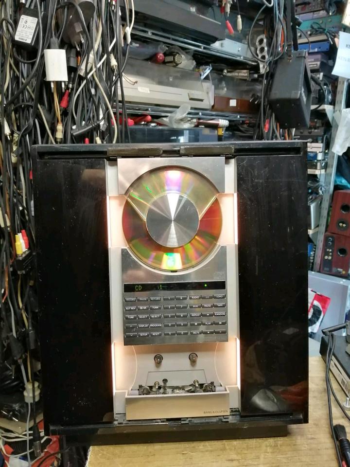 BANG & OLUFSEN BEOSOUND Ouverture 2636, etwas DEFEKT!!!