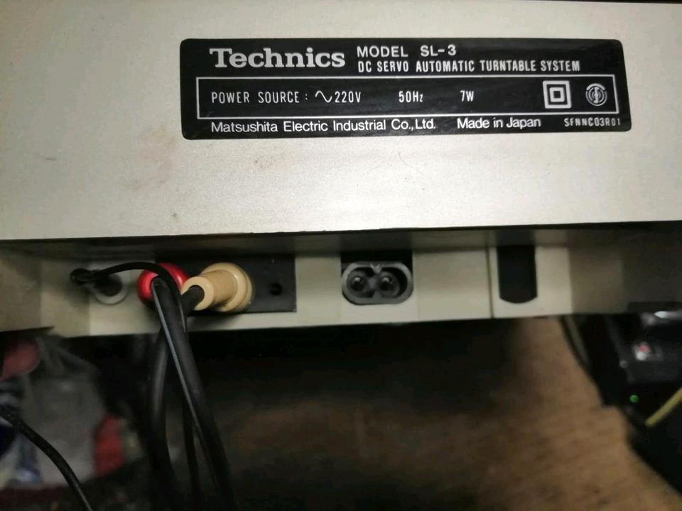 TECHNICS SL-3, Plattenspieler mit NEUEN Antriebsriemen!!!