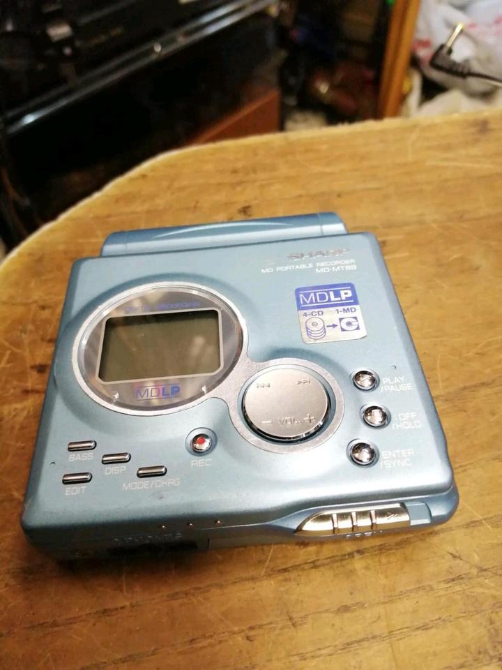 SHARP MD-MT88H(BL), MiniDiscman mit Zubehör!!!