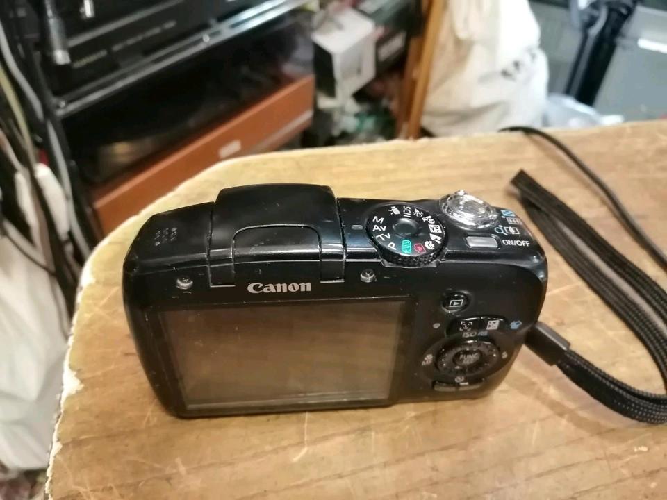 CANON PowerShot SX120 IS, Digital-Kamera OHNE Batterien!!!