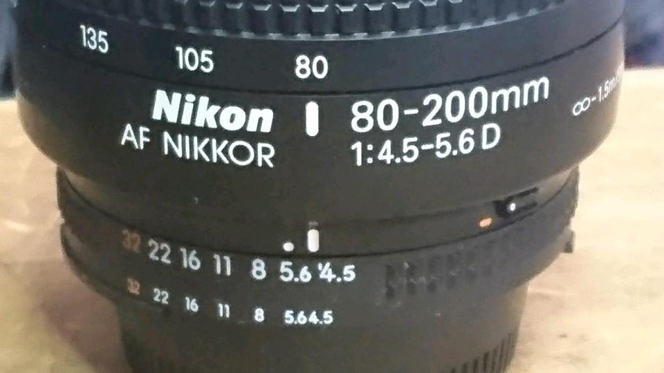 NIKON AF NIKKOR Objektiv 80-200 mm, guter Zustand!!